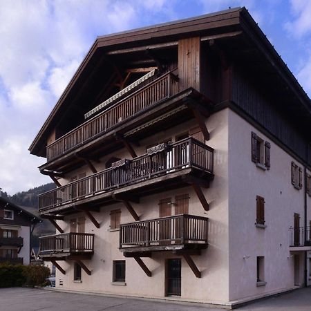 Warm 2-Bedroom Apartment Near The Tourist Office Megève Exteriör bild